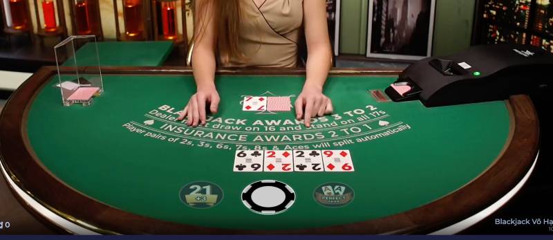 Sử dụng chiến thuật "Basic Strategy"