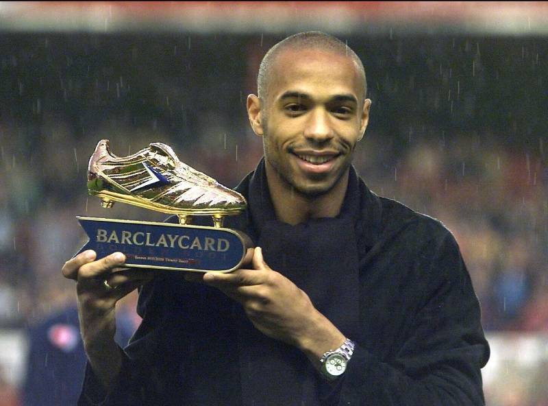Thierry Henry gold shoes